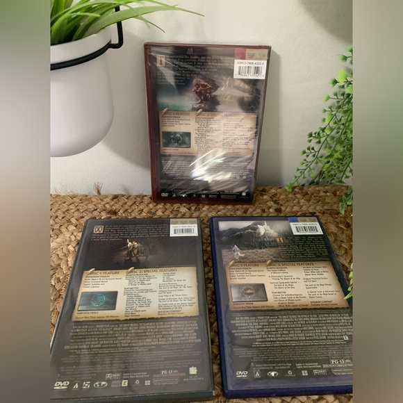 The Lord of the Rings Trilogy. DVD Box Set. EUC! - Picture 8 of 9